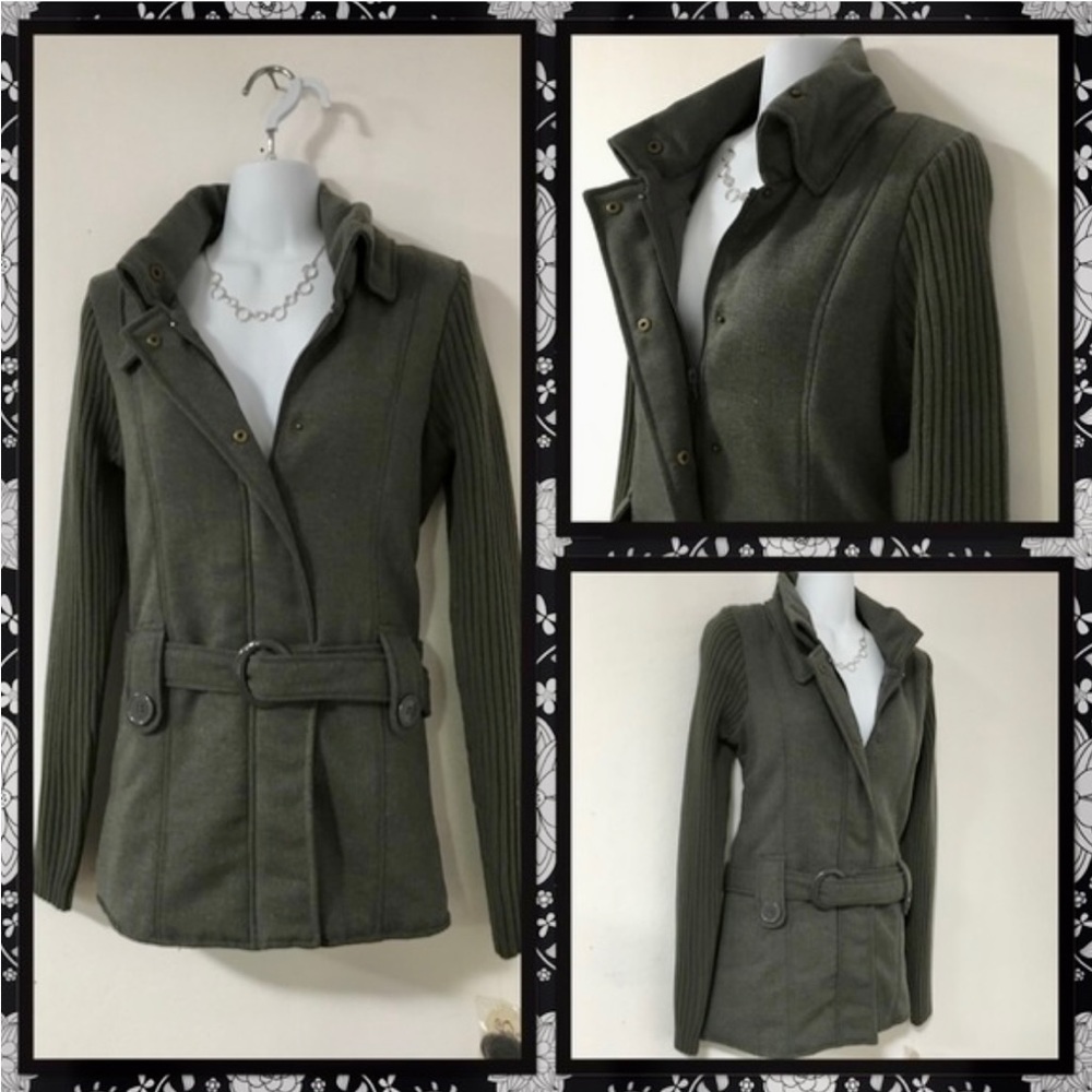 NWT- Grey cable knit sweater jacket w. belt